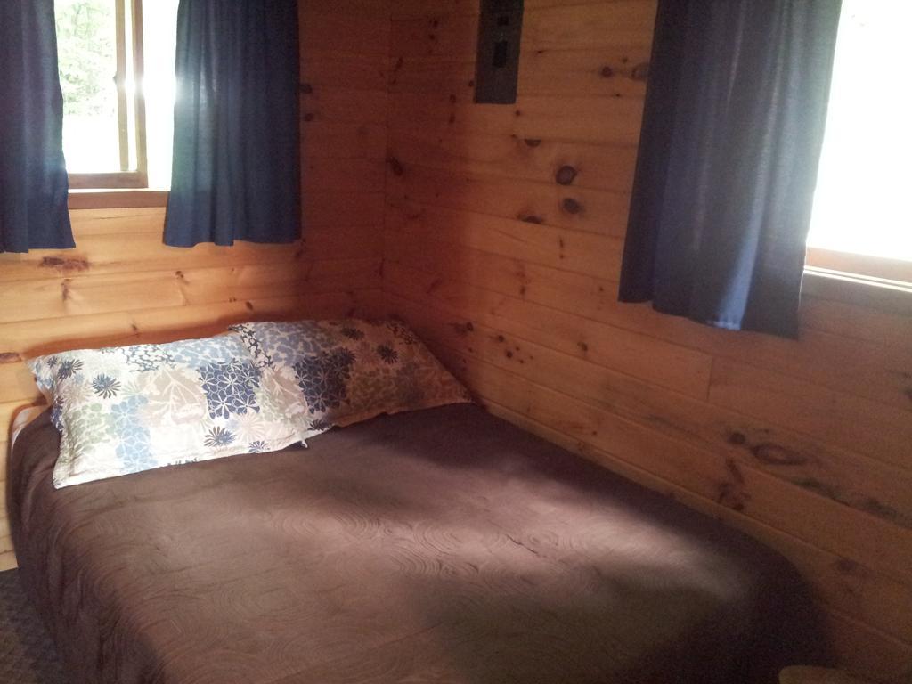 Red Lodge Resort Little Current Room photo